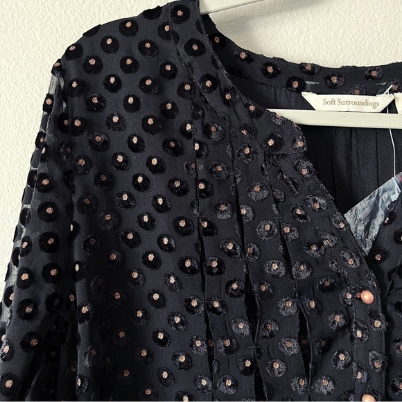 Soft Surroundings NWOT Black Dot Velvet Semi Sheer Blouse Sz Medium Bell Sleeves - Picture 3 of 9
